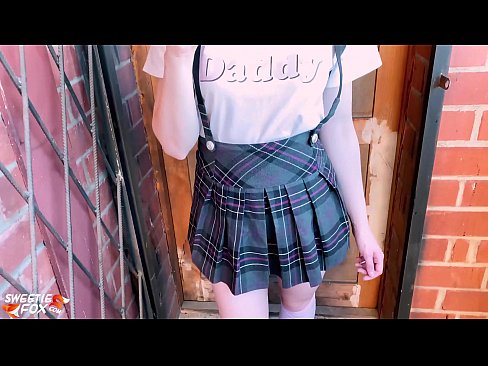 ❤️ Schoolgirl ດູດ dick ຂອງນາງເລິກແລະ fucks ແທນທີ່ຈະຫ້ອງຮຽນ. ສະຫຼັດ ທີ່ lo.goodseller.top ☑